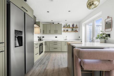 Halwyn Road, Newquay TR8 3 bed terraced house for sale