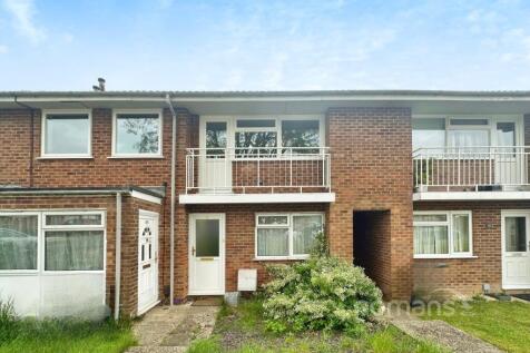Borodin Close, Basingstoke, Hampshire 2 bed maisonette for sale