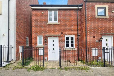 Sinclair Drive, Basingstoke 2 bed end of terrace house for sale