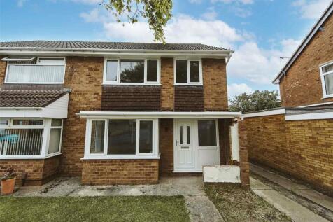 Burlington Avenue, Formby, Liverpool... 3 bed semi