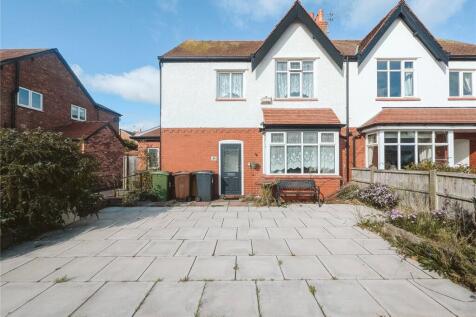 Sandon Road, Southport, Merseyside, PR8 3 bed semi