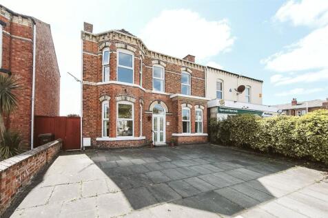 Portland Street, Southport... 4 bed semi