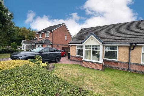 2 bedroom semi-detached bungalow for sale