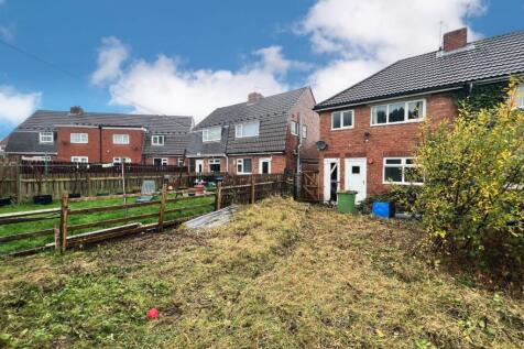 2 bedroom semi-detached house for sale