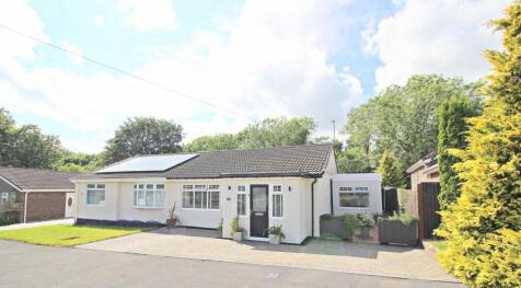 2 bedroom semi-detached bungalow for sale