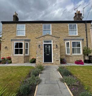 West Road, Crook 4 bed end of terrace house for sale