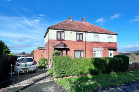 2 bedroom semi-detached house for sale