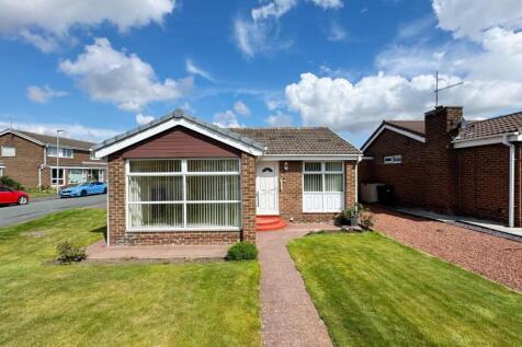 Beaumont Court, Sedgefield... 2 bed detached bungalow for sale