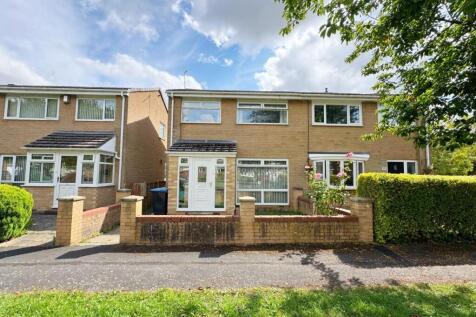Mitford Court, Sedgefield... 3 bed semi