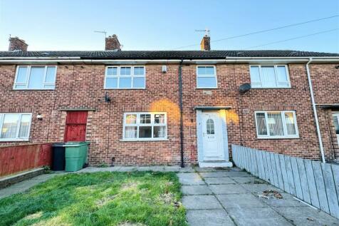 3 bedroom terraced house for sale