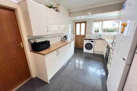 Manor Street, Evenwood, Bishop Auckland 2 bed detached bungalow for sale
