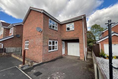 Dale Grove, Shildon 4 bed detached house for sale