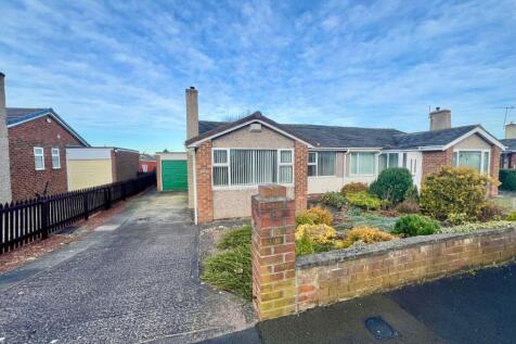 Hawthorn Crescent, Gilesgate, Durham 2 bed semi