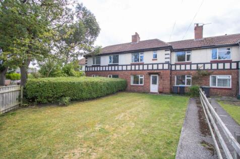 Musgrave Gardens, Gilesgate, Durham 5 bed terraced house for sale
