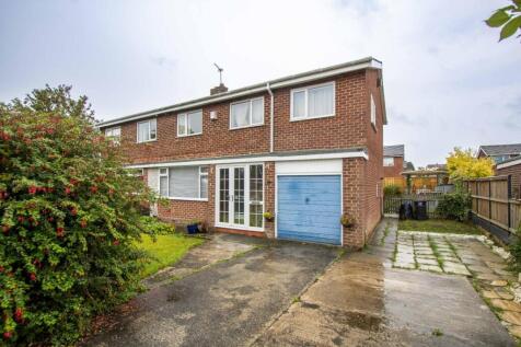 Yewbank Avenue, Gilesgate, Durham 5 bed semi