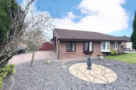 Pemberton Road, Woodham, Newton Aycliffe 2 bed semi