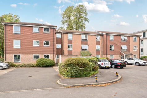 Church Road, Addlestone, KT15 1 bed flat for sale