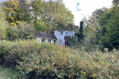 Warreners Lane, St George's Hill, KT13 Plot for sale