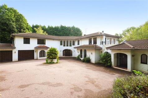 East Road, St George's Hill, KT13 6 bed detached house for sale