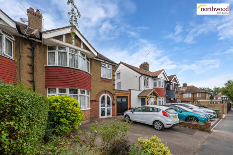 Northfield Gardens, Watford, WD24 4 bed semi