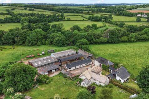 Sampford Courtenay, Okehampton 7 bed detached house for sale