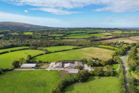 4 bedroom bungalow for sale