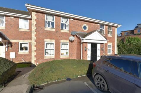 22 Barbican Mews York 2 bed flat for sale