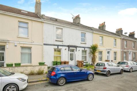 4 bedroom maisonette for sale