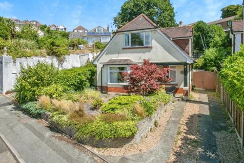 3 bedroom bungalow for sale