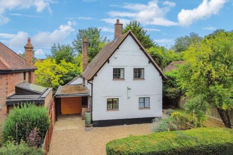 Cross Oak Road, Berkhamsted HP4 3 bed detached house for sale