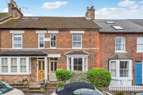 Charles Street, Berkhamsted HP4 3 bed terraced house for sale