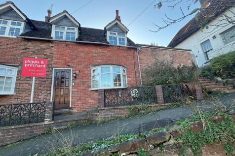 2 bedroom semi-detached house for sale