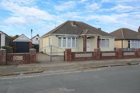 Kings Avenue, Skegness 2 bed detached bungalow for sale