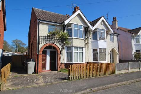 Wilford Grove, Skegness 2 bed flat for sale