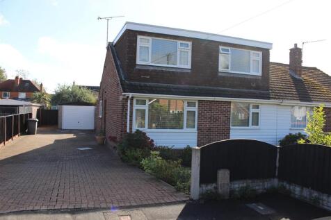 3 bedroom semi-detached bungalow for sale