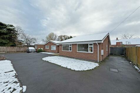 2 bedroom detached bungalow for sale