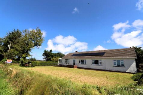 4 bedroom bungalow for sale
