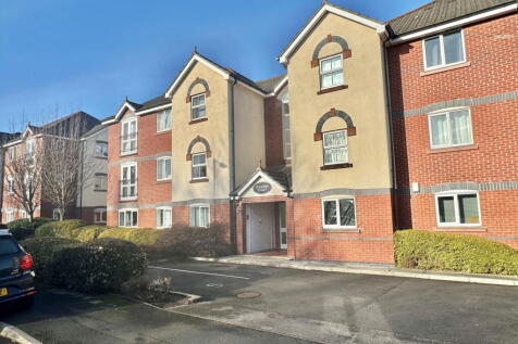 Coniston Court, Sharston 2 bed apartment for sale