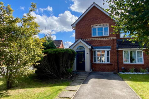 Starling Close, Sharston, M22 4XS 2 bed terraced house for sale