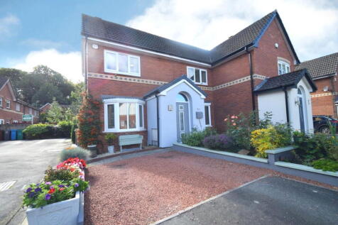 Harrier Close, Manchester, M22 4XN 3 bed semi