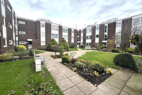 The Hollies, Oakwood Avenue, Gatley... 2 bed apartment for sale