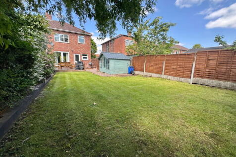 Councillor Lane, Cheadle, SK8 2LG 3 bed semi
