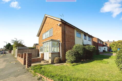 Irving Way, Swanley, Kent, BR8 3 bed semi