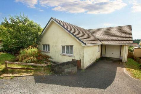 8 Gilgal Terrace, Pennar, Pembroke Dock 3 bed detached bungalow for sale