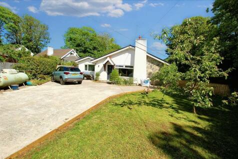 Pasko, St. Florence, Tenby 3 bed detached bungalow for sale