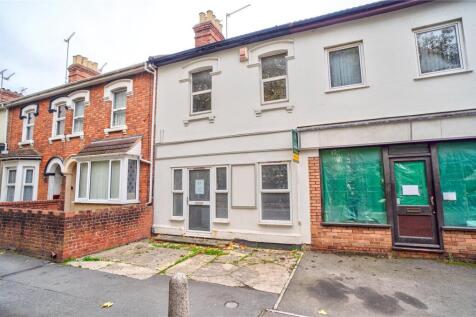 Faringdon Road, Town Centre, Swindon... 3 bed terraced house for sale