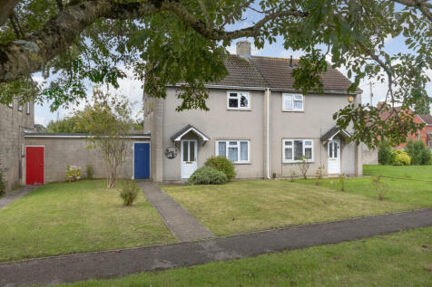 2 bedroom semi-detached house for sale