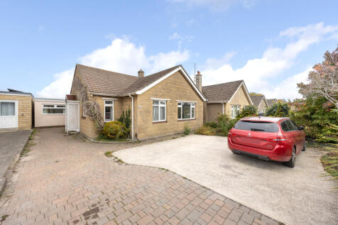 Delamere Road, Trowbridge 4 bed detached bungalow for sale