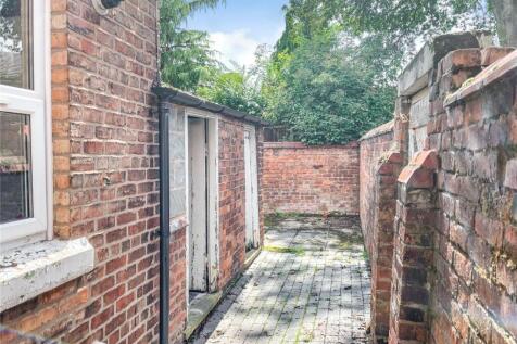 Moss Bank, Chester, Cheshire, CH1 6 bed house for sale