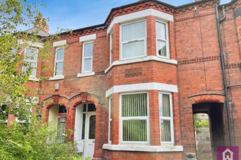 6 bedroom house for sale